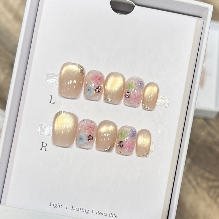 Artistic Floral-Design Press-On Nail Set Kalsten