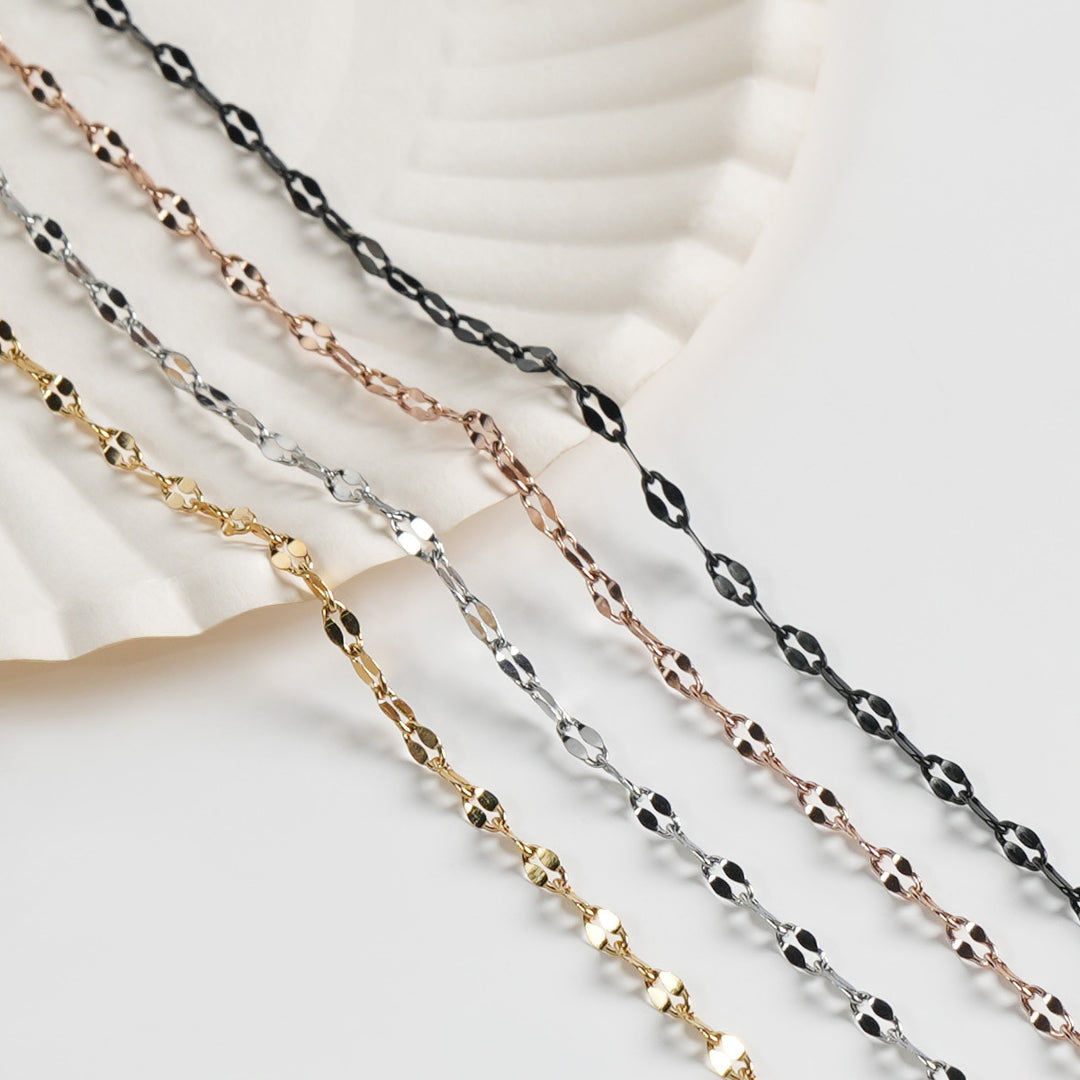 Chic Beaded Eyewear Holder kalsten
