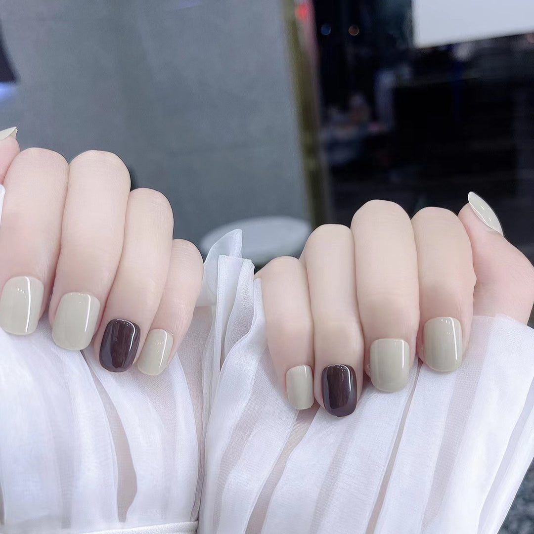 Elegant Press-On Nail Set Kalsten