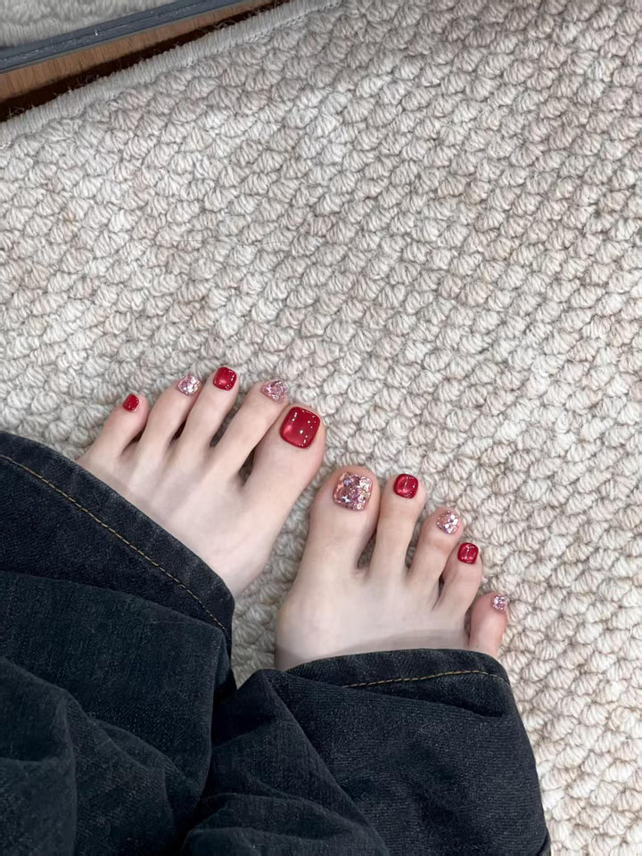 Glittery Pedicure Nail Art