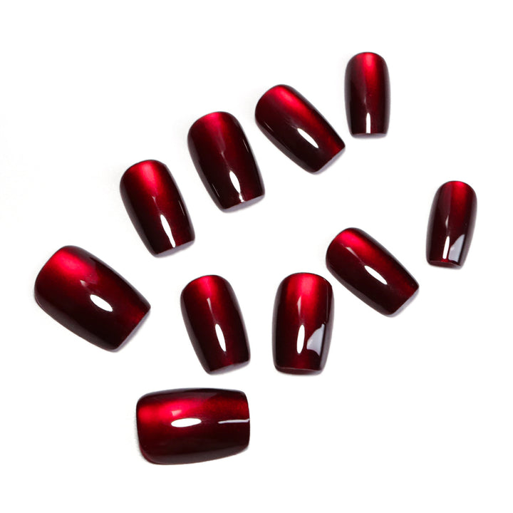 Artful artificial nails with shiny finish Kalsten