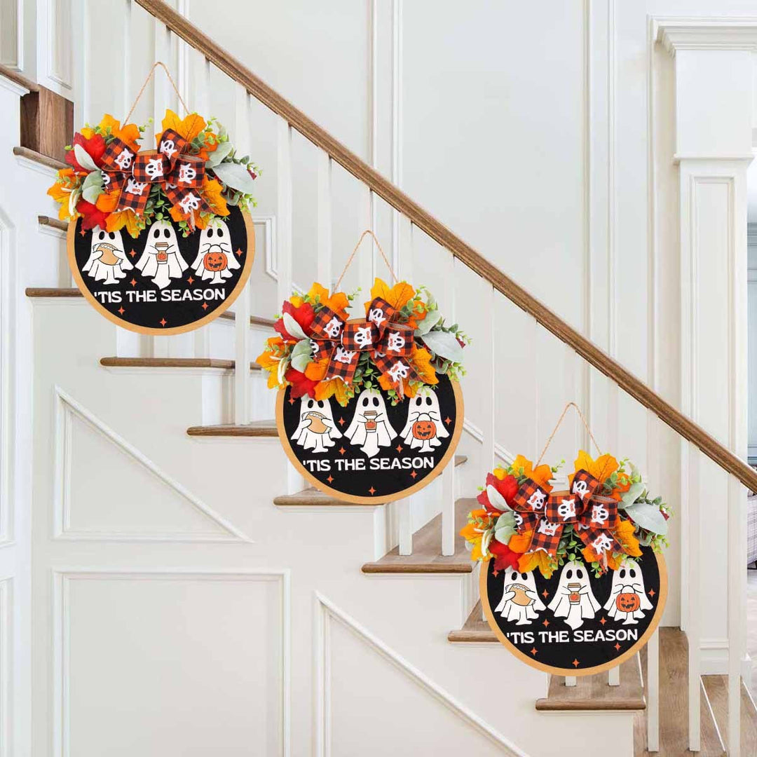 Halloween-Themed Decorative Wreath