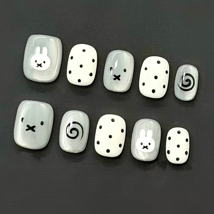 Whimsical Bunny-Themed Press-On Nail Set Kalsten
