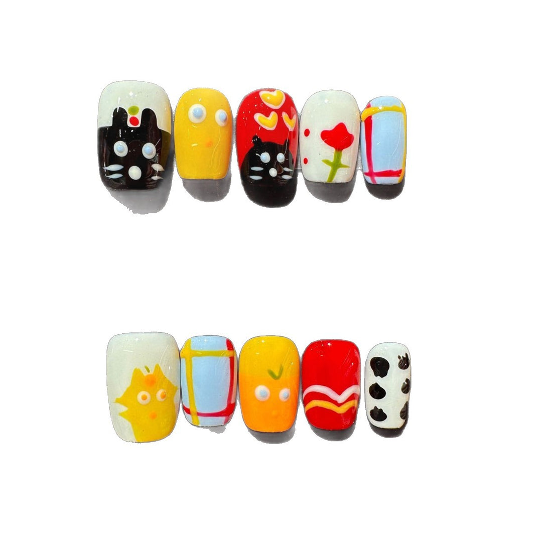 Artistic Character-Themed Press-On Nail Set