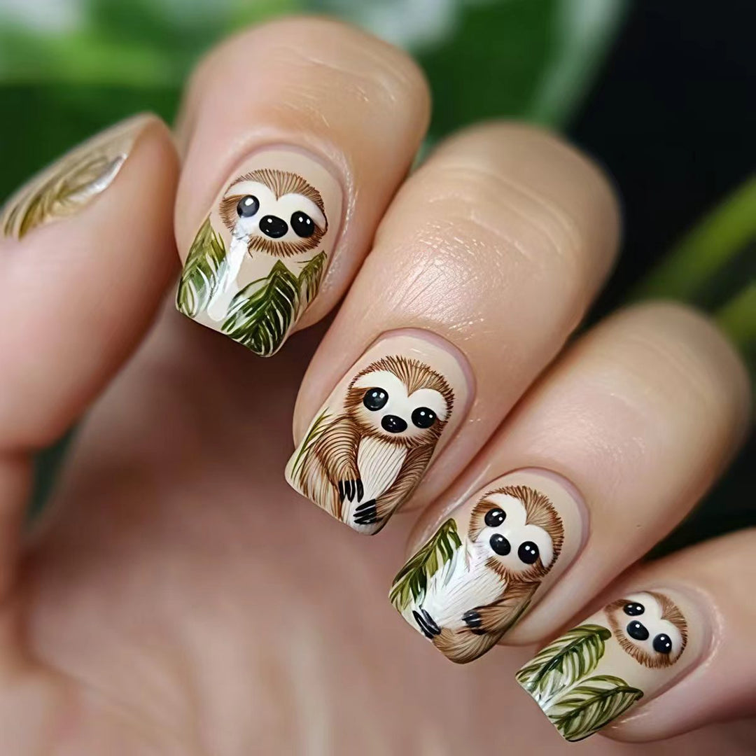 Sloth-Inspired 3D Nail Art Kalsten