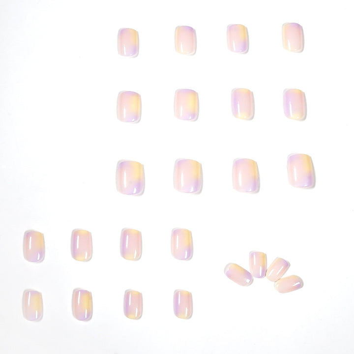 Artful Nail Art with Glitter and Ombre Design Kalsten