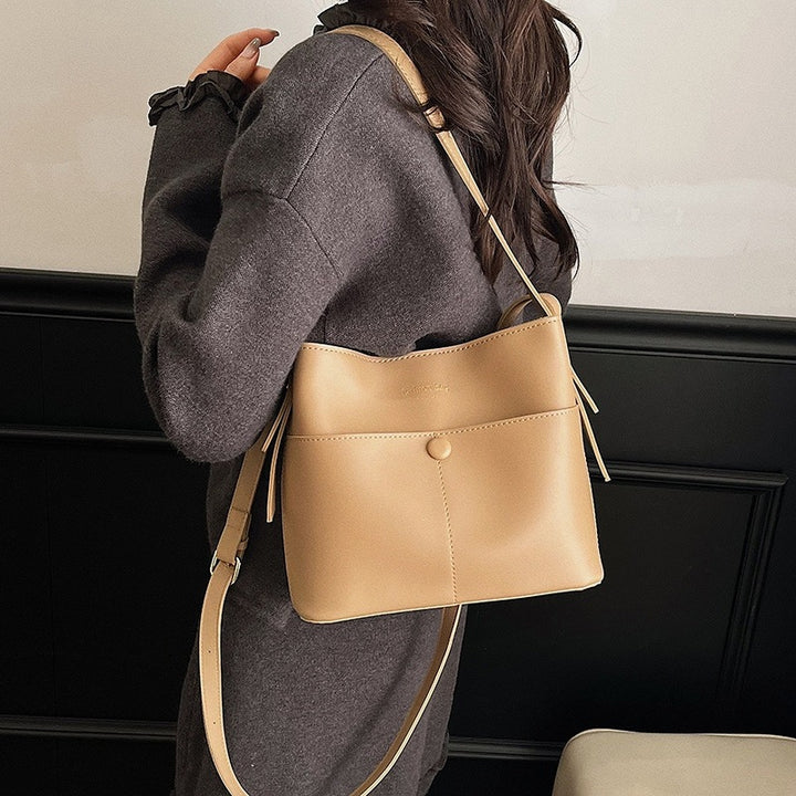 Minimalist Leather Shoulder Bag