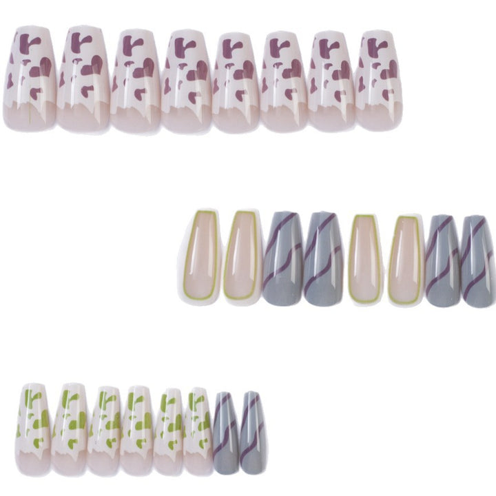 Artificial Nails in Modern Design with Graphic Patterns Kalsten