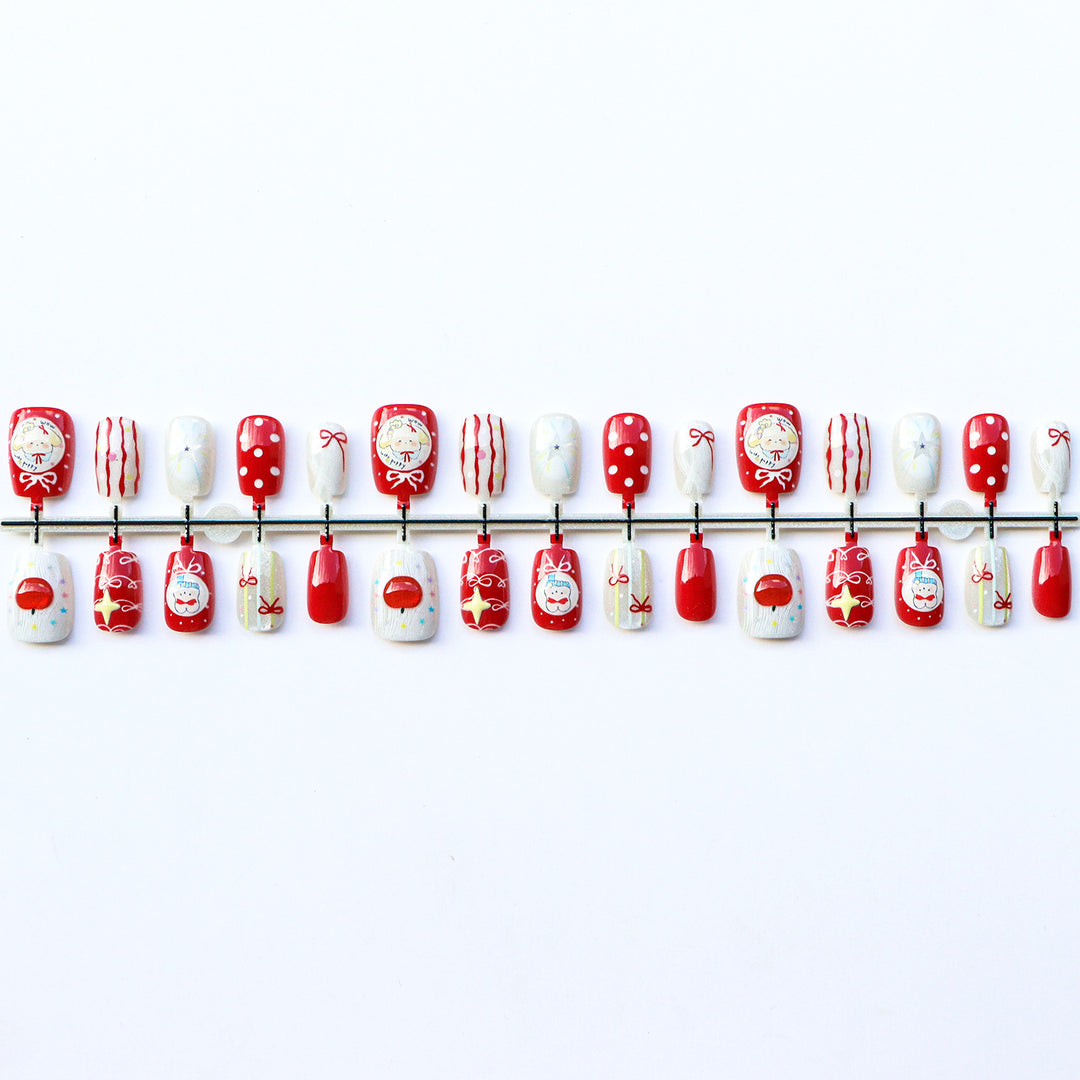 Holiday-Themed Press-On Nail Art Set