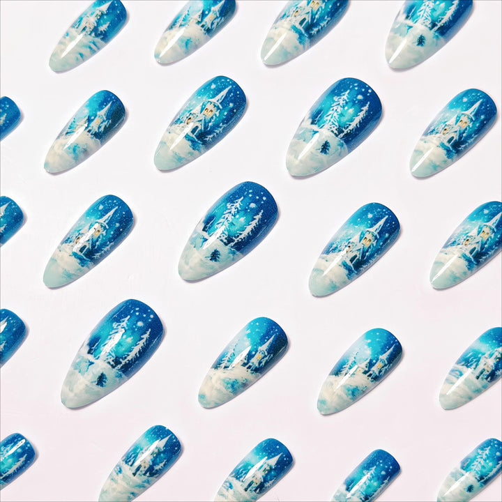 Winter-Themed Artistic Nail Art Kalsten