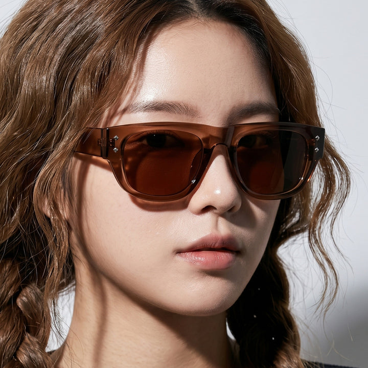 Women's fashionable sunglasses in trendy rectangle design Kalsten