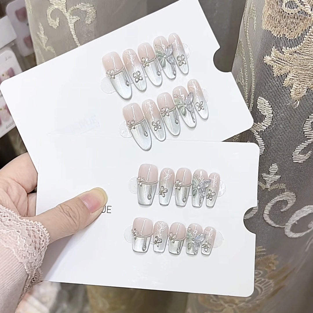 Elegant Decorative Press-On Nail Art Set Kalsten