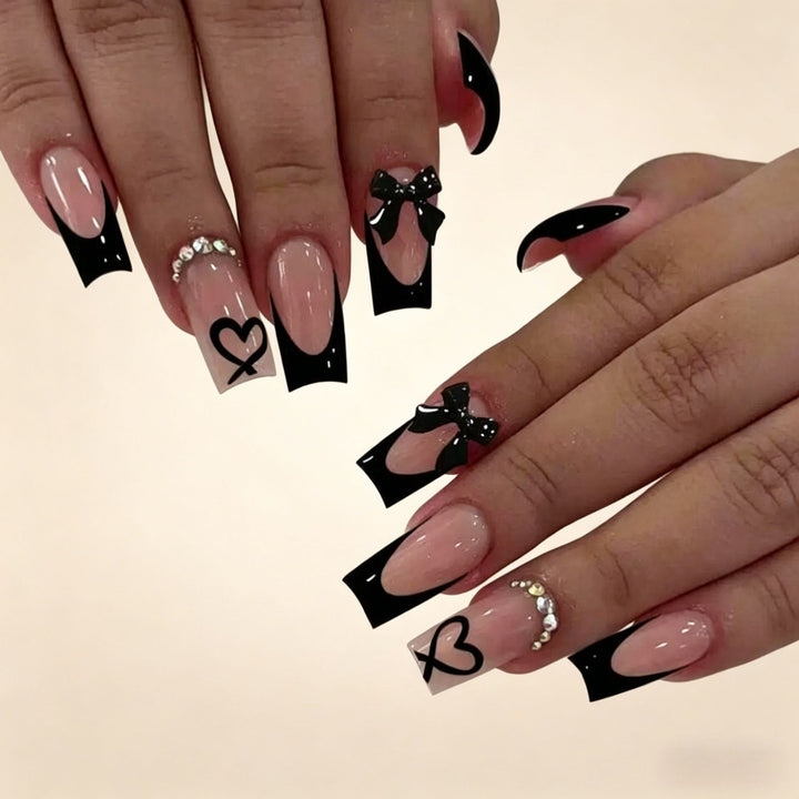 Stylish Long-Lasting Press-On Nail Set