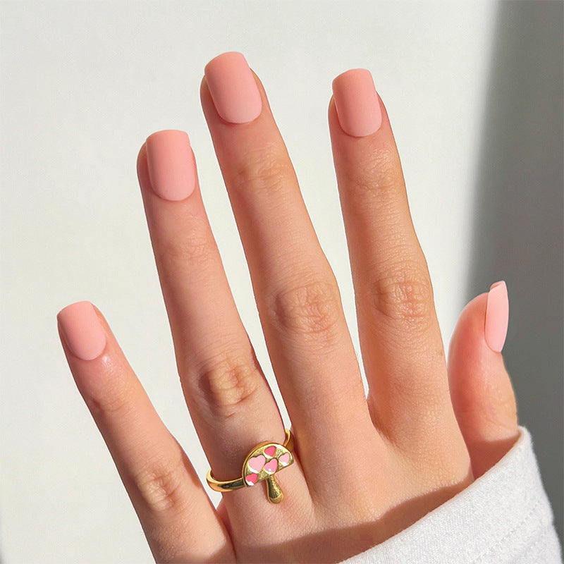 High-quality artificial nails with elegant matte finish Kalsten