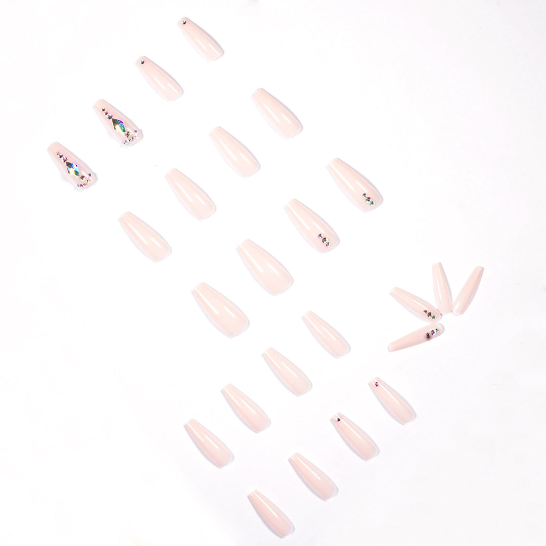 Glamorous nail extensions with rhinestone embellishments Kalsten
