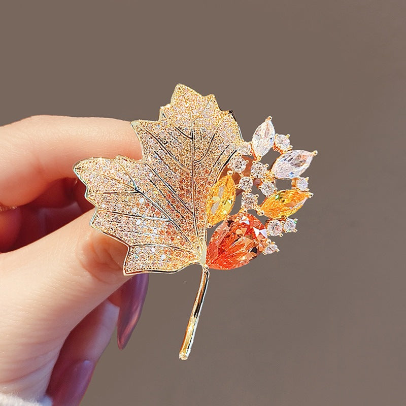 Exquisite leaf brooch with sparkling crystals Kalsten