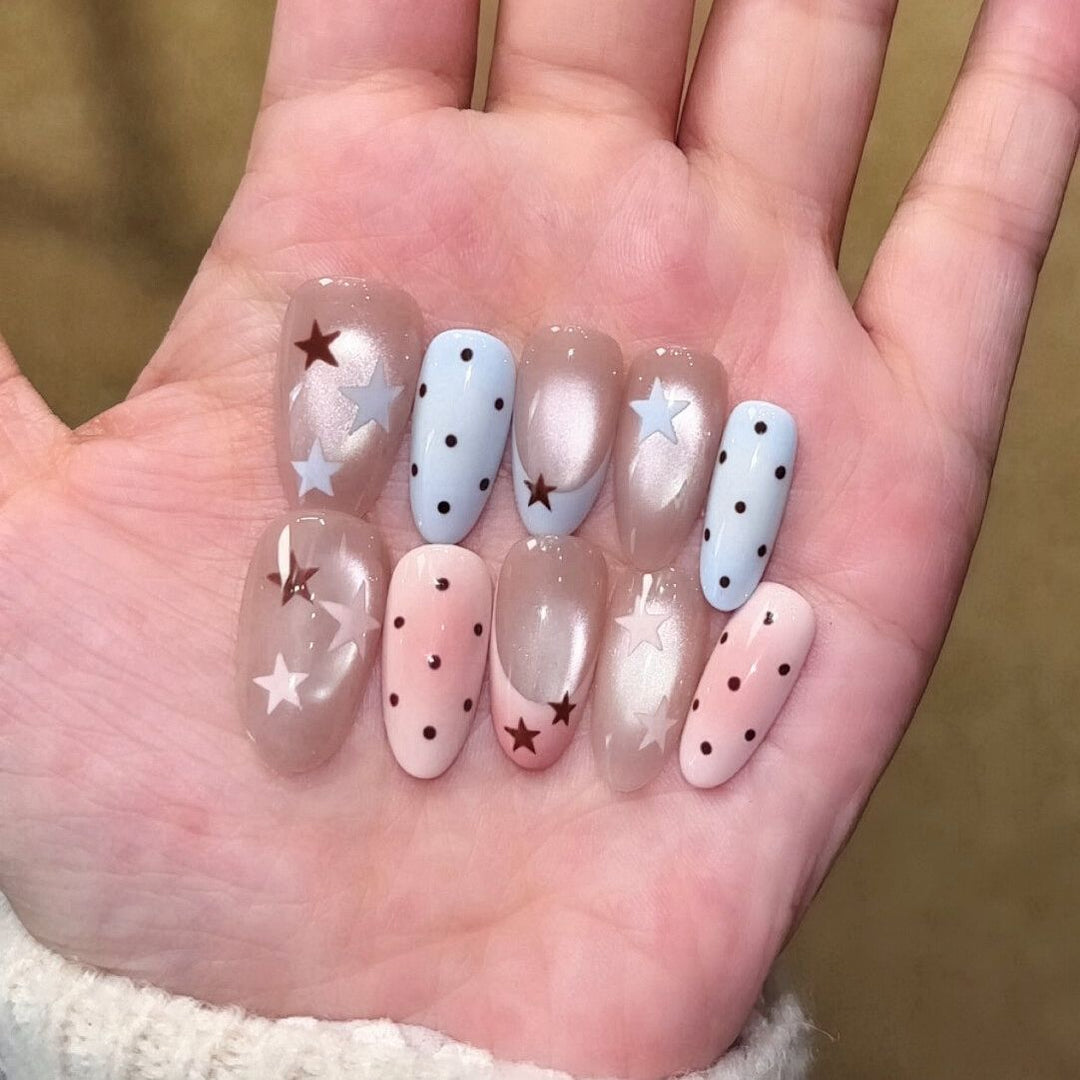 Artistic Floral-Embellished Press-On Nail Art Kalsten