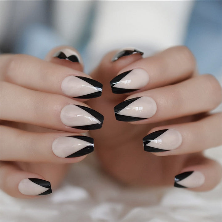 Geometric Patterned Press-On Nail Set  1791803987