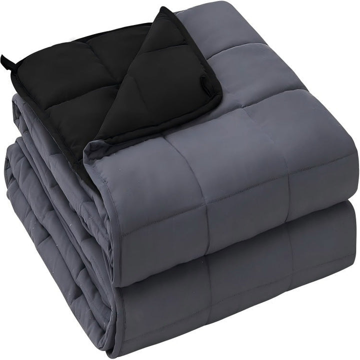 Multi-Season Quilted Blanket Kalsten
