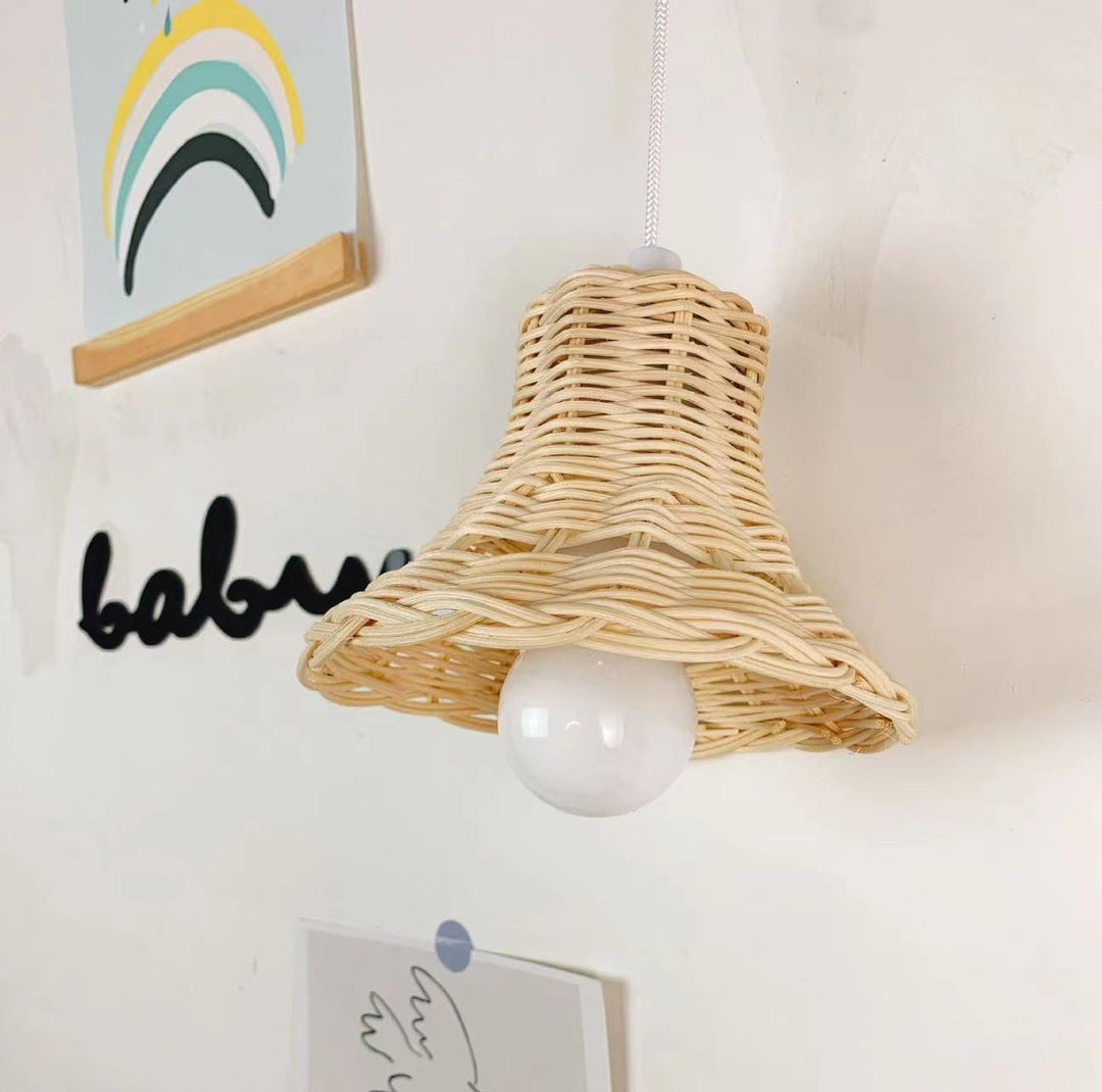 Handmade hanging lamp made of natural material Kalsten