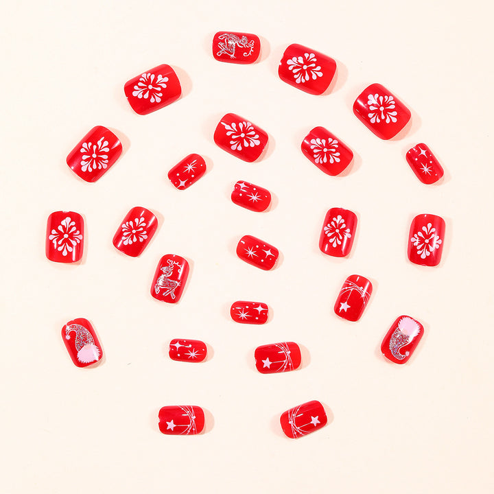 Festive Holiday-Themed 3D Nail Art Extensions Kalsten