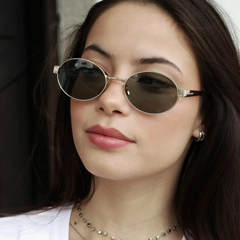 Women's round glasses with elegant metal frame and adjustable nose pads Kalsten