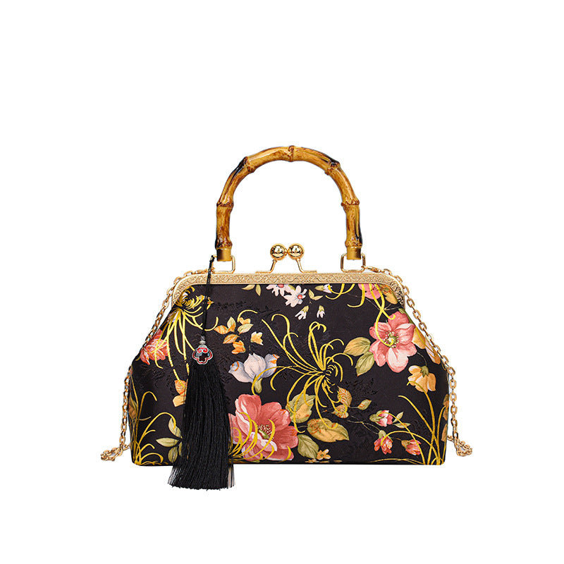 Vintage-Inspired Floral Handbag