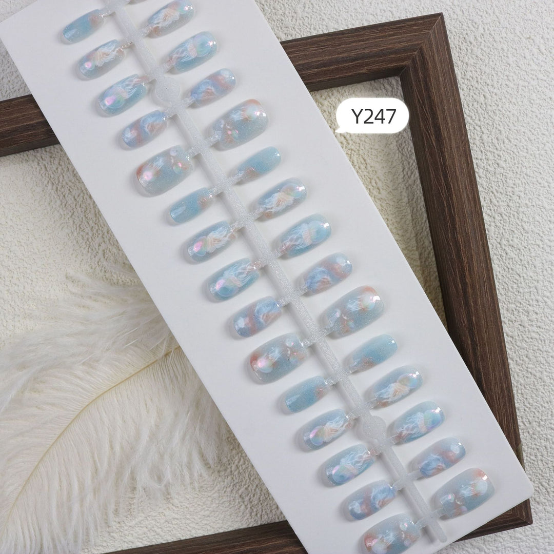 Creative Floral-Themed Press-On Nail Art