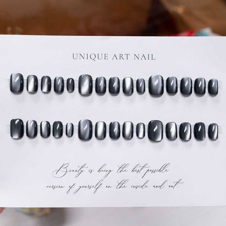 Stylish Glossy Nail Art
