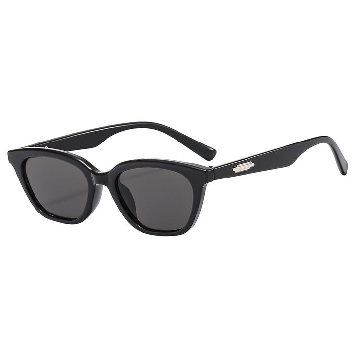 Vintage-Inspired Oversized Angular Sunglasses Kalsten