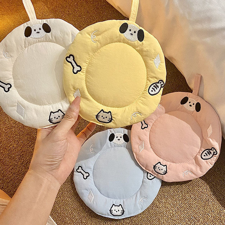 Cozy animal cushion with playful design Kalsten