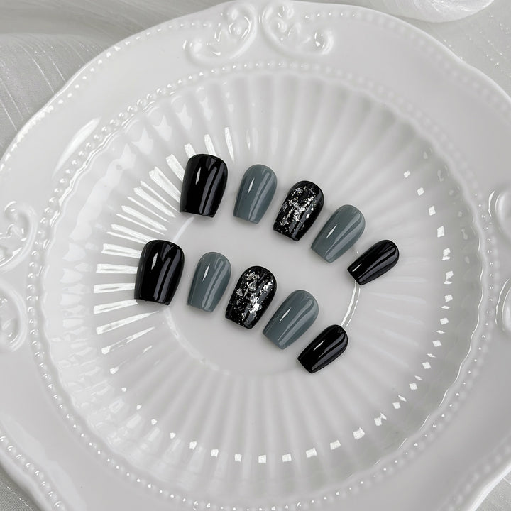 Artistic Press-On Nail Set with Glamorous Designs