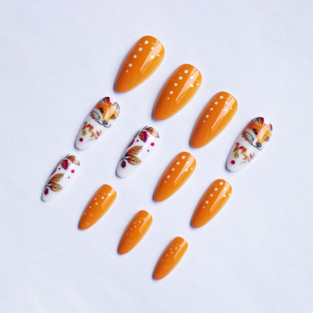 Artistic Fox-Themed Nail Art