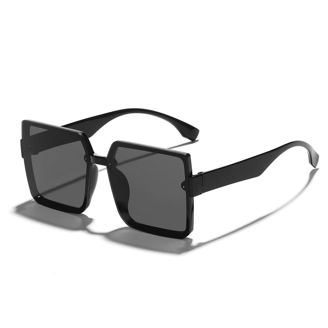 Women's square sunglasses with retro-inspired design and soft lenses Kalsten