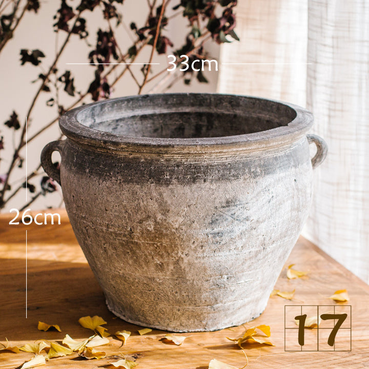 Rustic ceramic pot with handmade design Kalsten