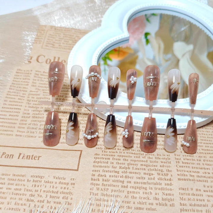 Artificial nail set with elegant ombre and pearl design Kalsten