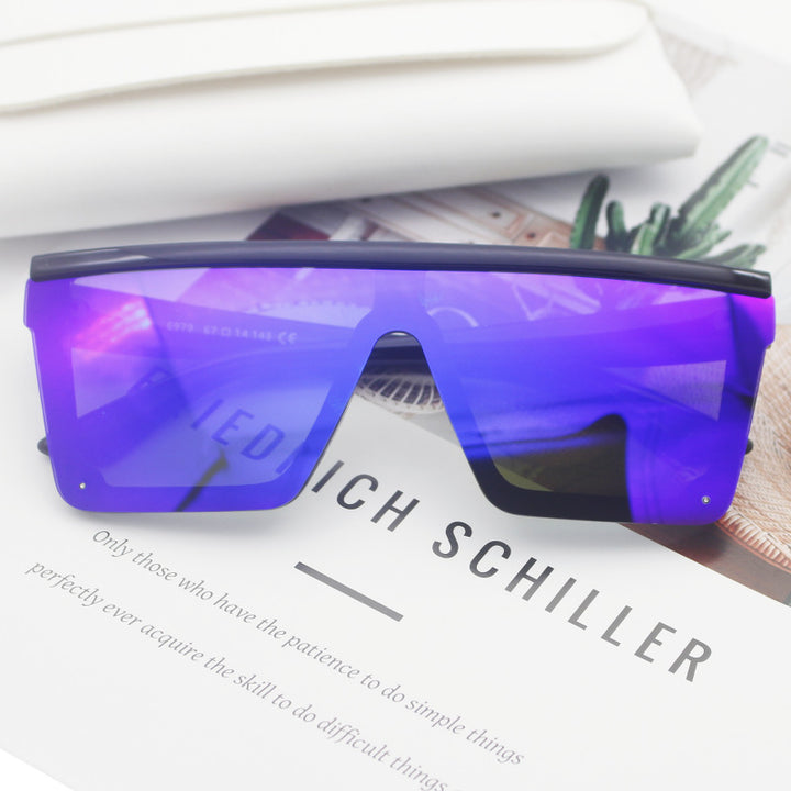 Women’s Sporty Sunglasses in Trendy Shield Design Kalsten
