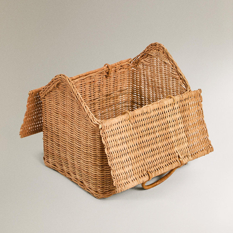 Playful storage basket in house design Kalsten