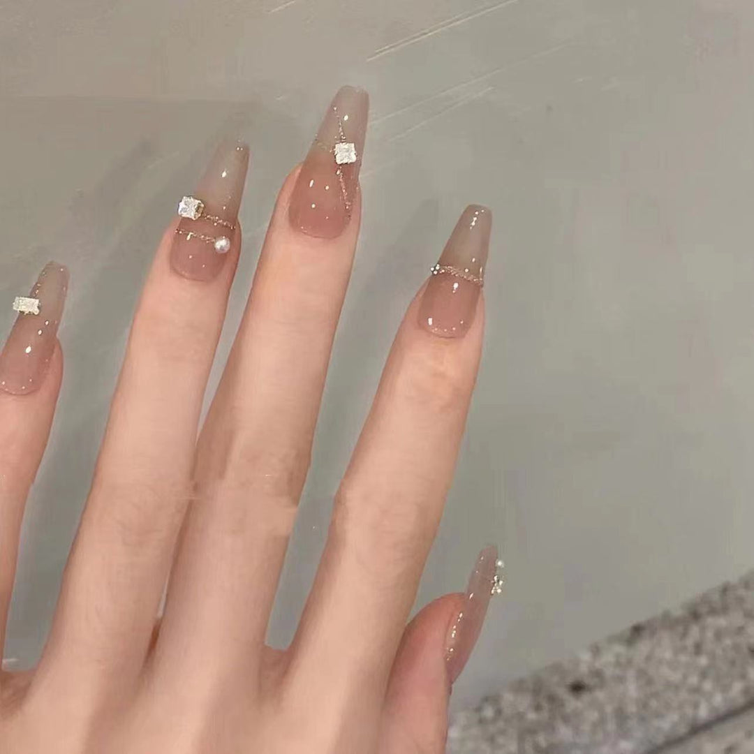 Elegant Press-On Nail Art Set with Crystal Embellishments
