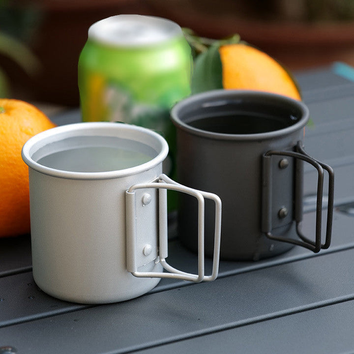 insulated stainless steel smiley-face cup with reusable lid non-slip base and kid-friendly grip Kalsten