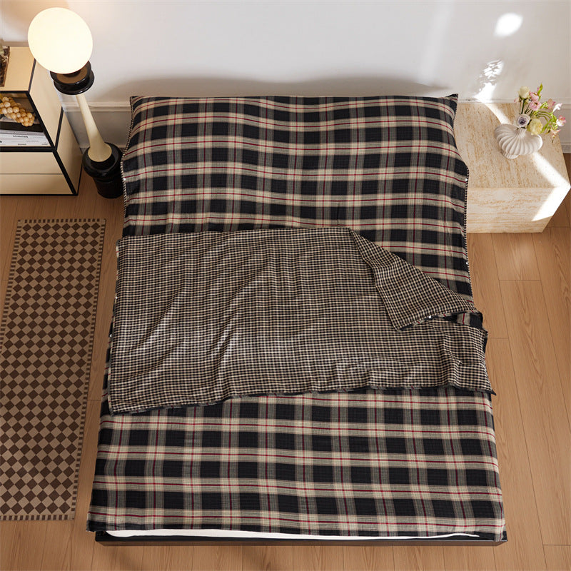 Reversible duvet cover set made of cotton-linen blend with fine check pattern