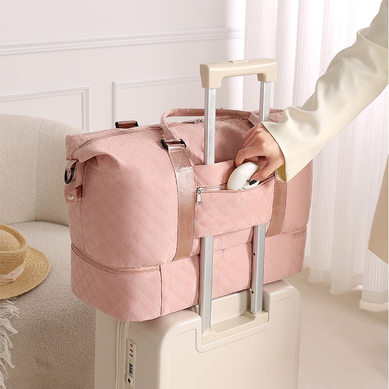 Spacious Quilted Travel Duffel Bag Kalsten