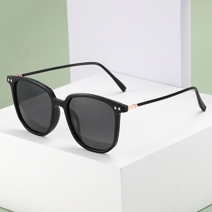 Women's fashionable oversized sunglasses with sturdy frame and UV protection Kalsten