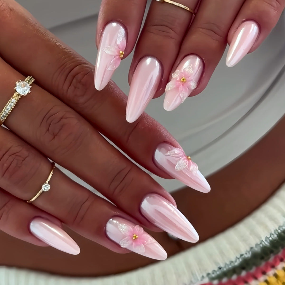 Elegant Floral Nail Art Kalsten