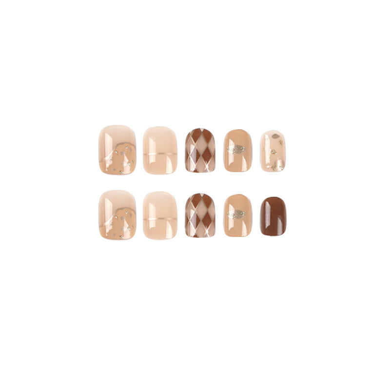 Artful Nail Art with Elegant Patterns Kalsten