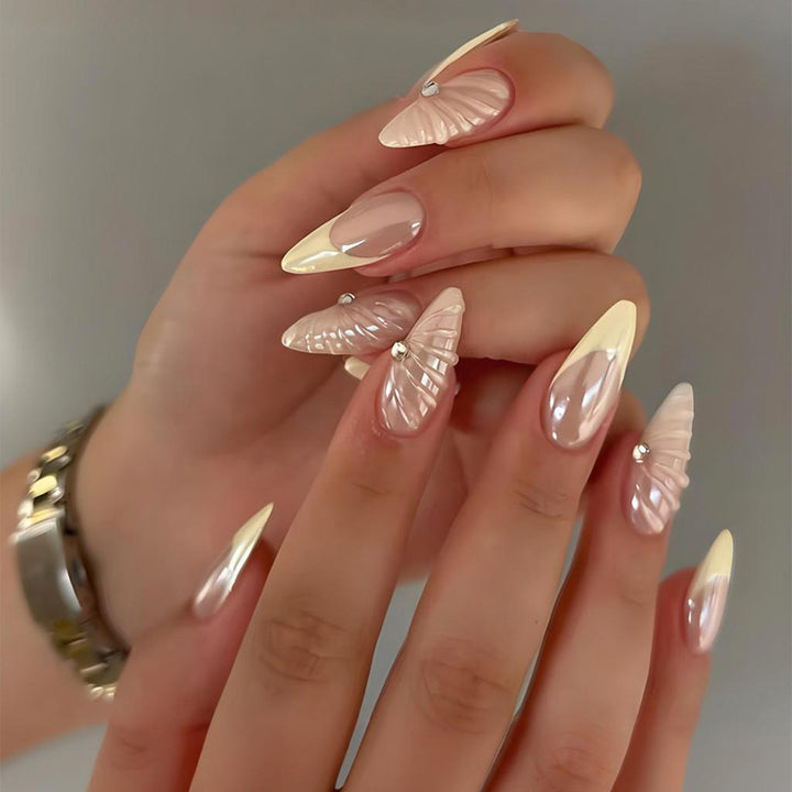 Nail art set with unique shell designs Kalsten