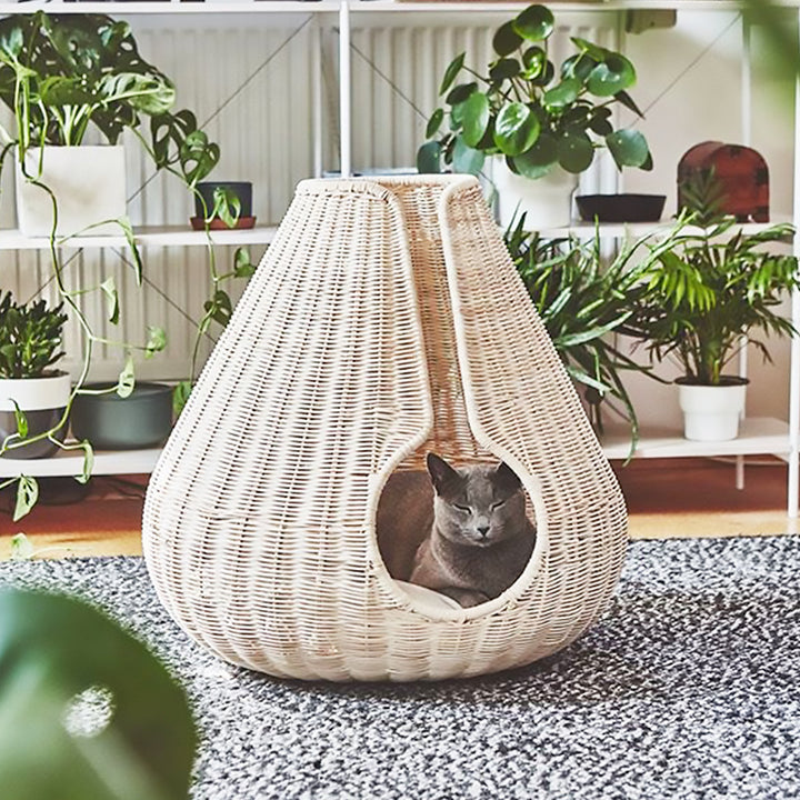 Cat cave made of handcrafted natural material Kalsten