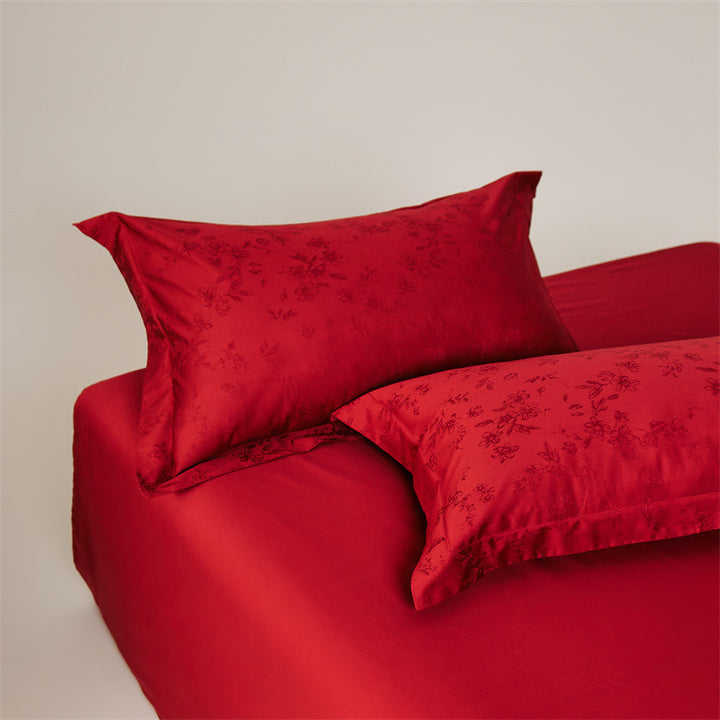 Elegant Satin Bedding Set Kalsten