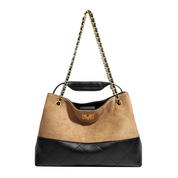 Elegant Quilted Handbag
