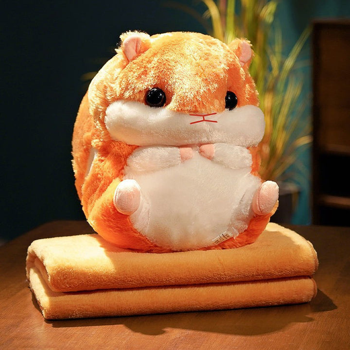 Squirrel-shaped cuddle pillow Kalsten